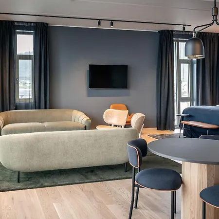 Quality Richard With