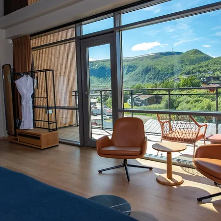 Quality Richard With