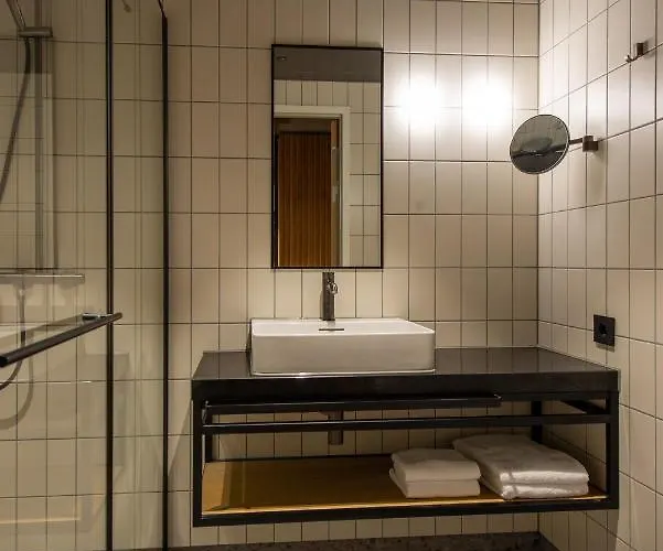 Quality Richard With *