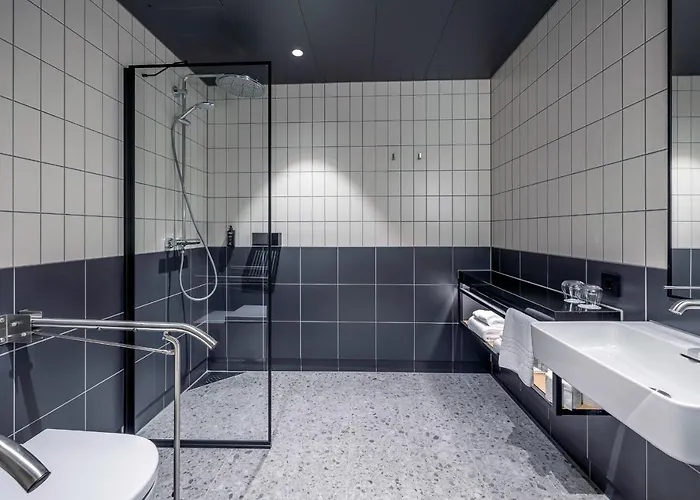 Quality Richard With *