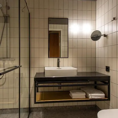 Quality Richard With *